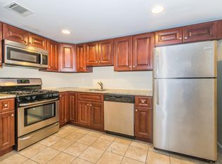 182 Central Ave APT 2, Jersey City, NJ 07307
