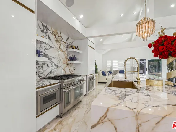 18704 Stefani Ave, Cerritos, CA 90703