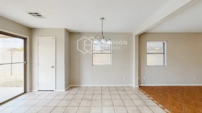 1973 E Lusitano Loop — Photo 8