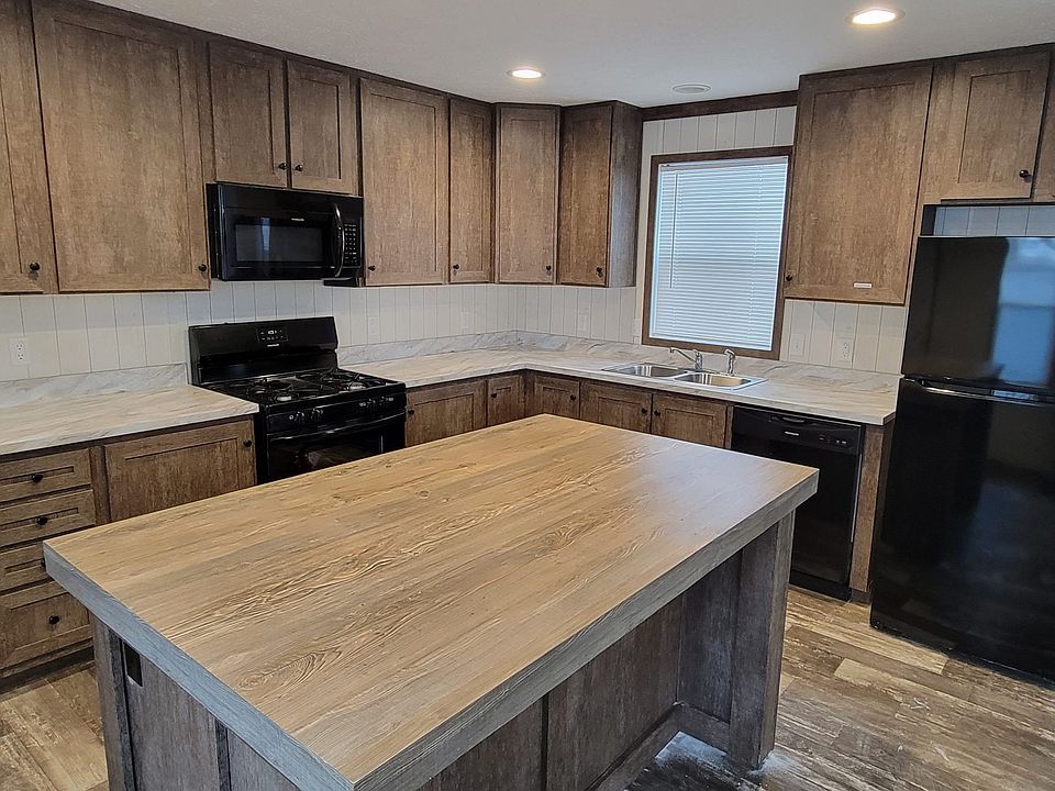 1st image of 1139 Lincoln Ave Lot 34