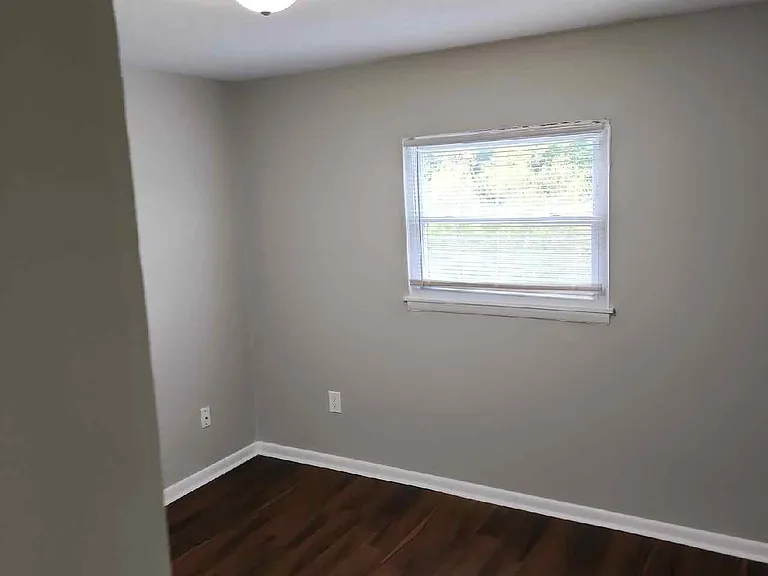 4902 Saddlebrook Ln — Photo 10