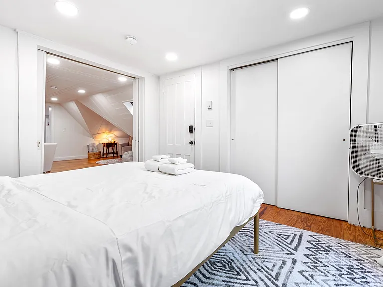 2 Sargent St #3 — Photo 38