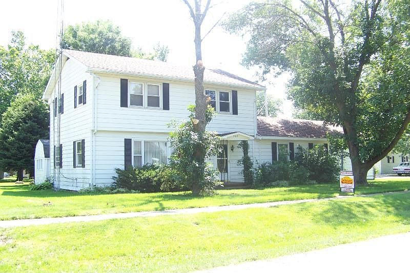 2nd image of 505 S Race St
