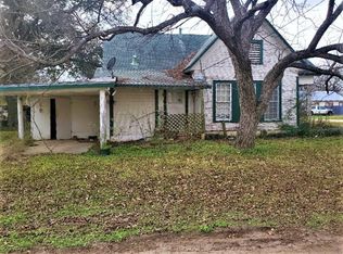 308 E Lubbock St, Streetman, TX 75859