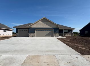 4642 Paul Ln, Green Bay, WI 54313