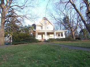 1004 Broadway, Normal, IL 61761