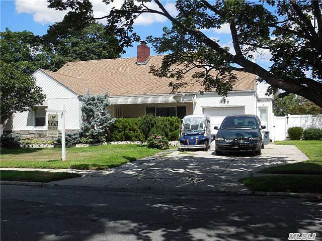 1st image of 376 Church Ave