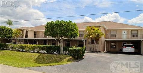 1st image of 922 SW 48th Ter APT 213