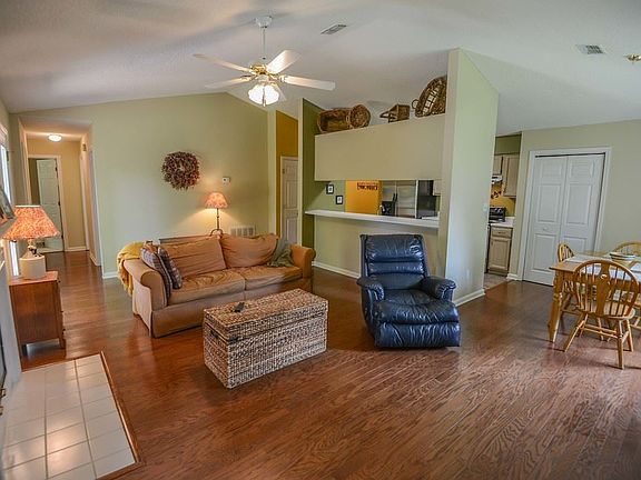 4th image of 8556 Hannary Cir