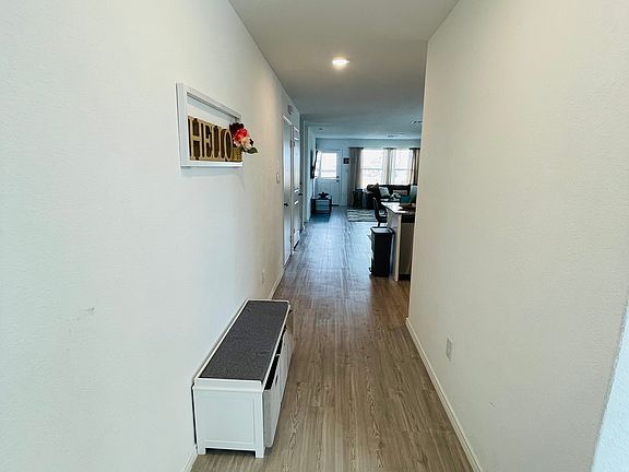 Entry way