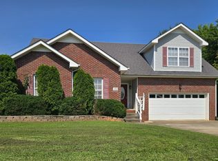 3700 Wheatfield Ln, Clarksville, TN 37040
