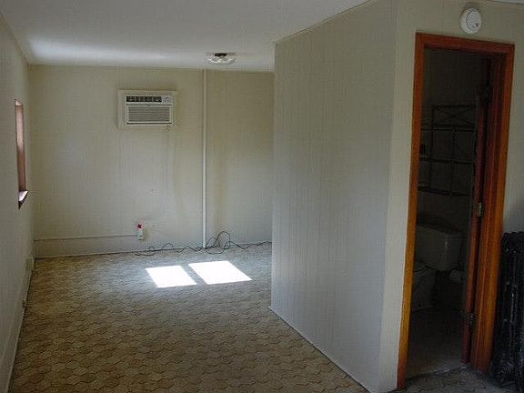 Living Room Facing South