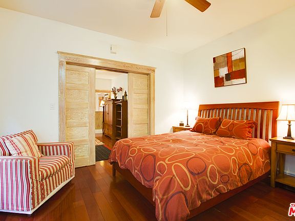 5th image of 109 Park Pl APT 4