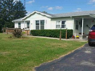 4480 Ann St, Luna Pier, MI 48157