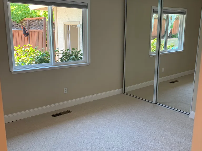 1819 Yolanda Cir — Photo 18