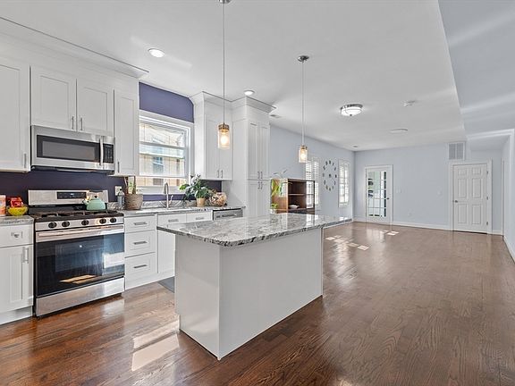 2nd image of 74 Kingsdale St #3