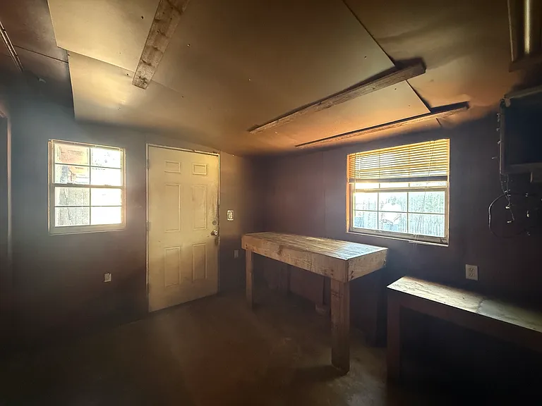 1425 Natchez Dr — Photo 24