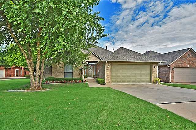 1st image of 16012 Traditions Blvd
