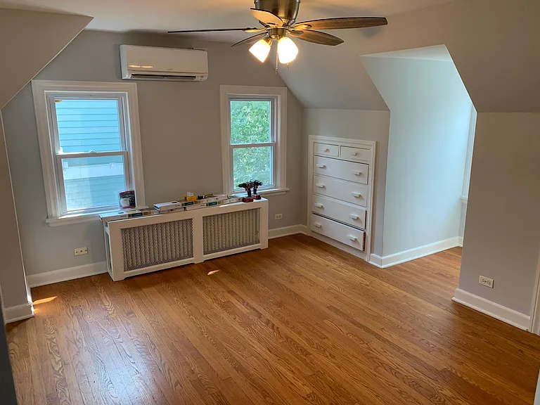 1215 Western Ave — Photo 5