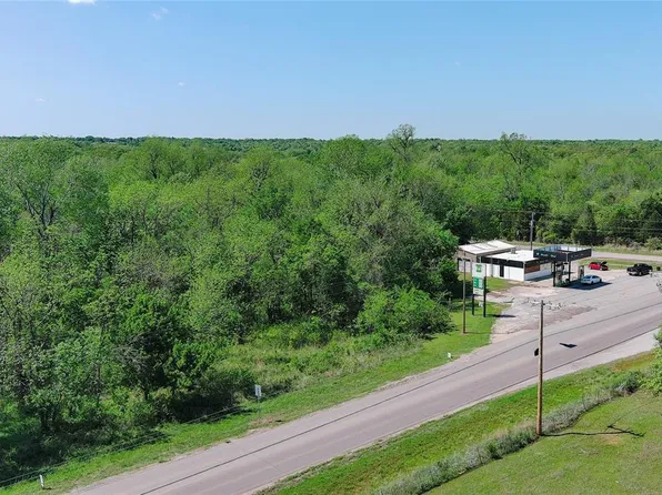 9015 S Harrah Rd, Newalla, OK 74857