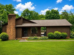 307 Valleygreen Trl, Pinnacle, NC 27043