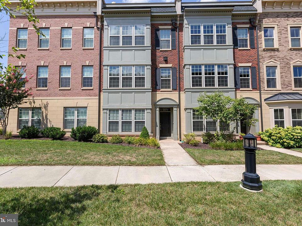 1st image of 803 Fair Winds Way #297