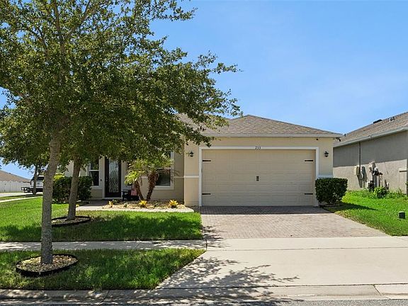 3rd image of 253 Sparrow Hawk Dr