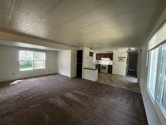 5th image of 7220 Valley View Rd