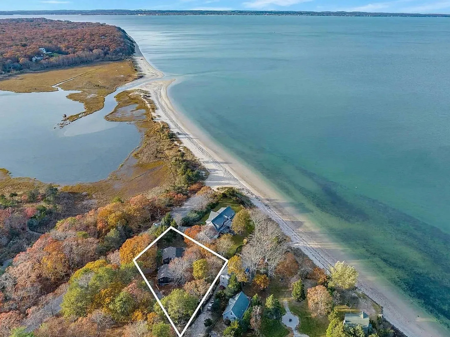 2 bed, 1.0 bath, $4,000 — Photo 1