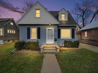 826 W Oklahoma St, Appleton, WI 54914