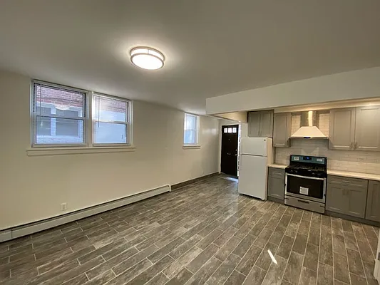 Rented by Daniel Gale Sotheby's International Realty | media 10