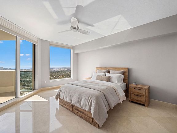 4th image of 411 N New River Dr Drive E #3605
