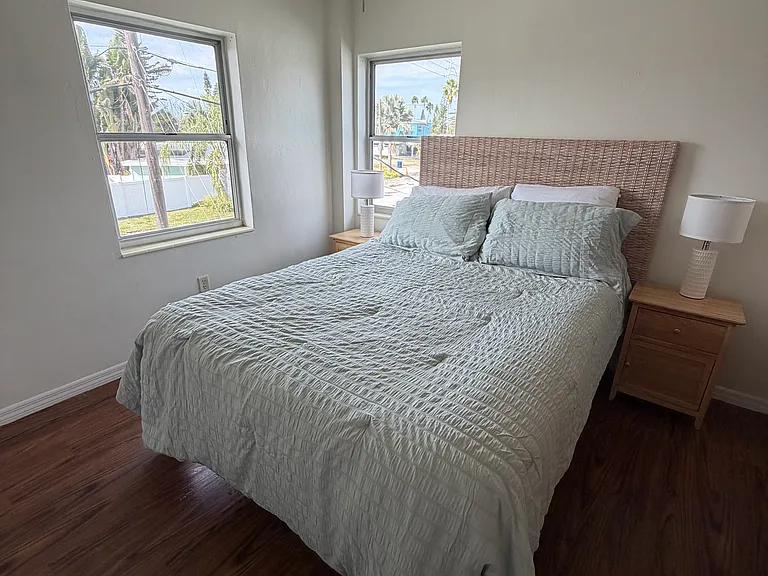 509 S Bayshore Dr #2 — Photo 13