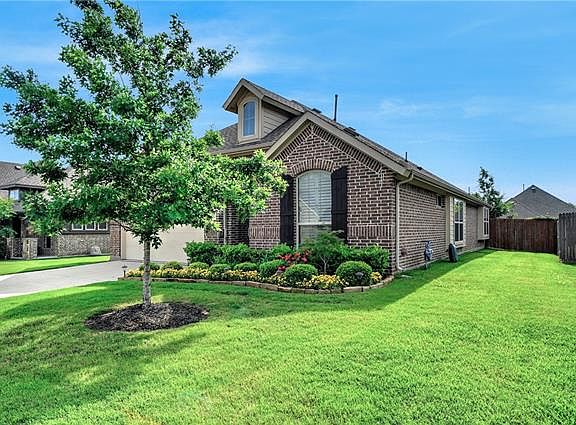 3rd image of 4605 Liberty Hill Trl