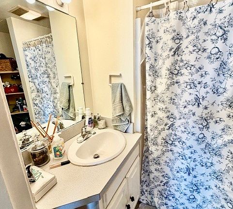 4th image of 24 Hull St APT 4R