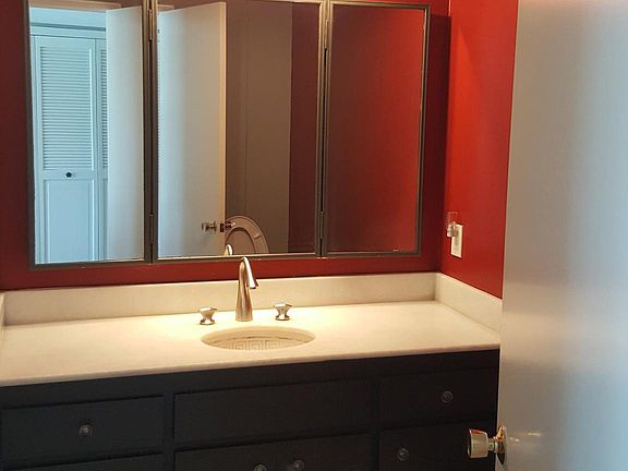 Hall bathroom - newly painted