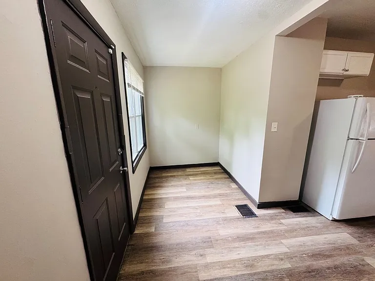 10630 Kimberley Ave — Photo 22