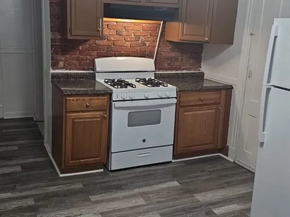 320 Willow St #3, Waterbury, CT 06710