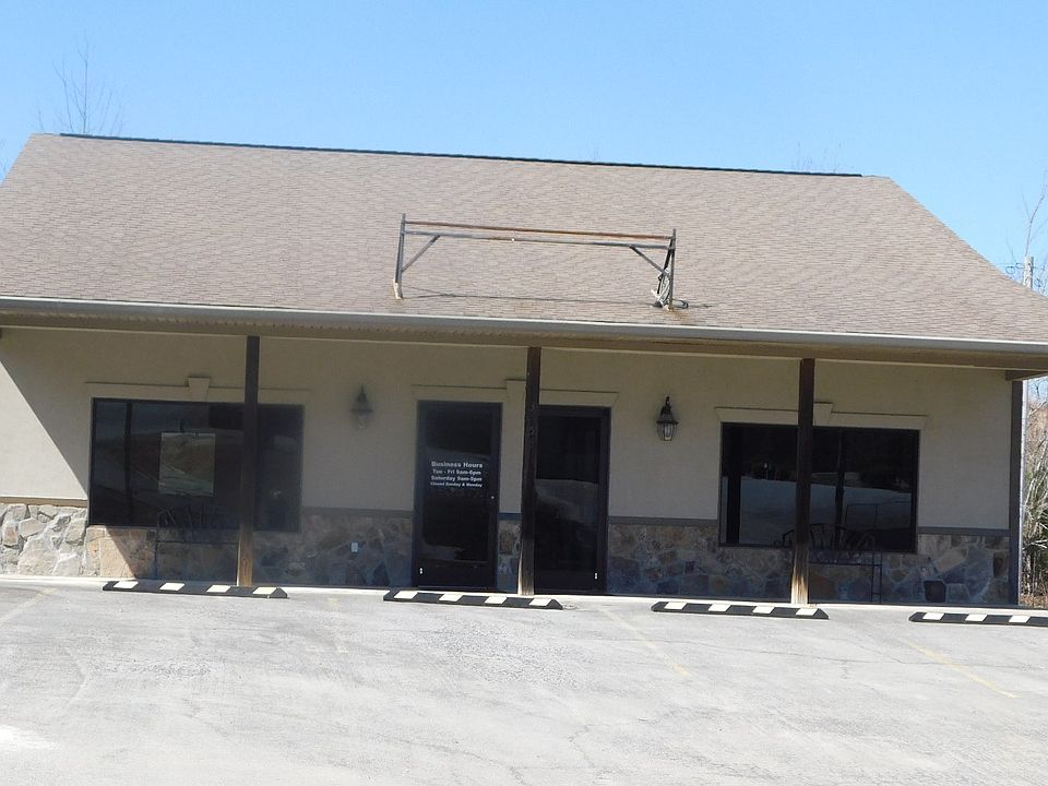 1st image of 3258 Dogwood Lane