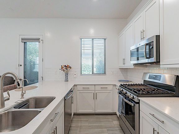5th image of 21516 E Misty Ln
