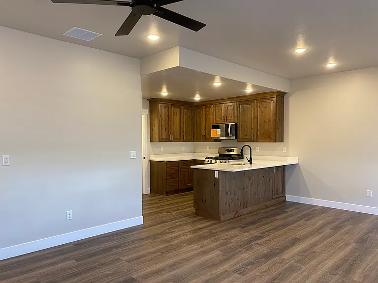 3130 N 1625 E — Photo 21