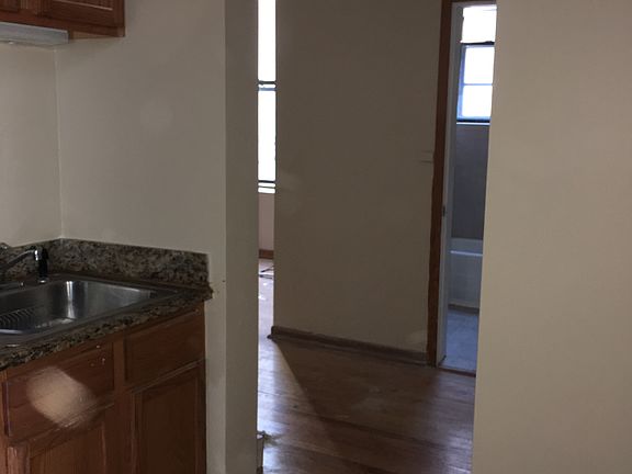 2nd image of 3917 N Ashland Ave #2A