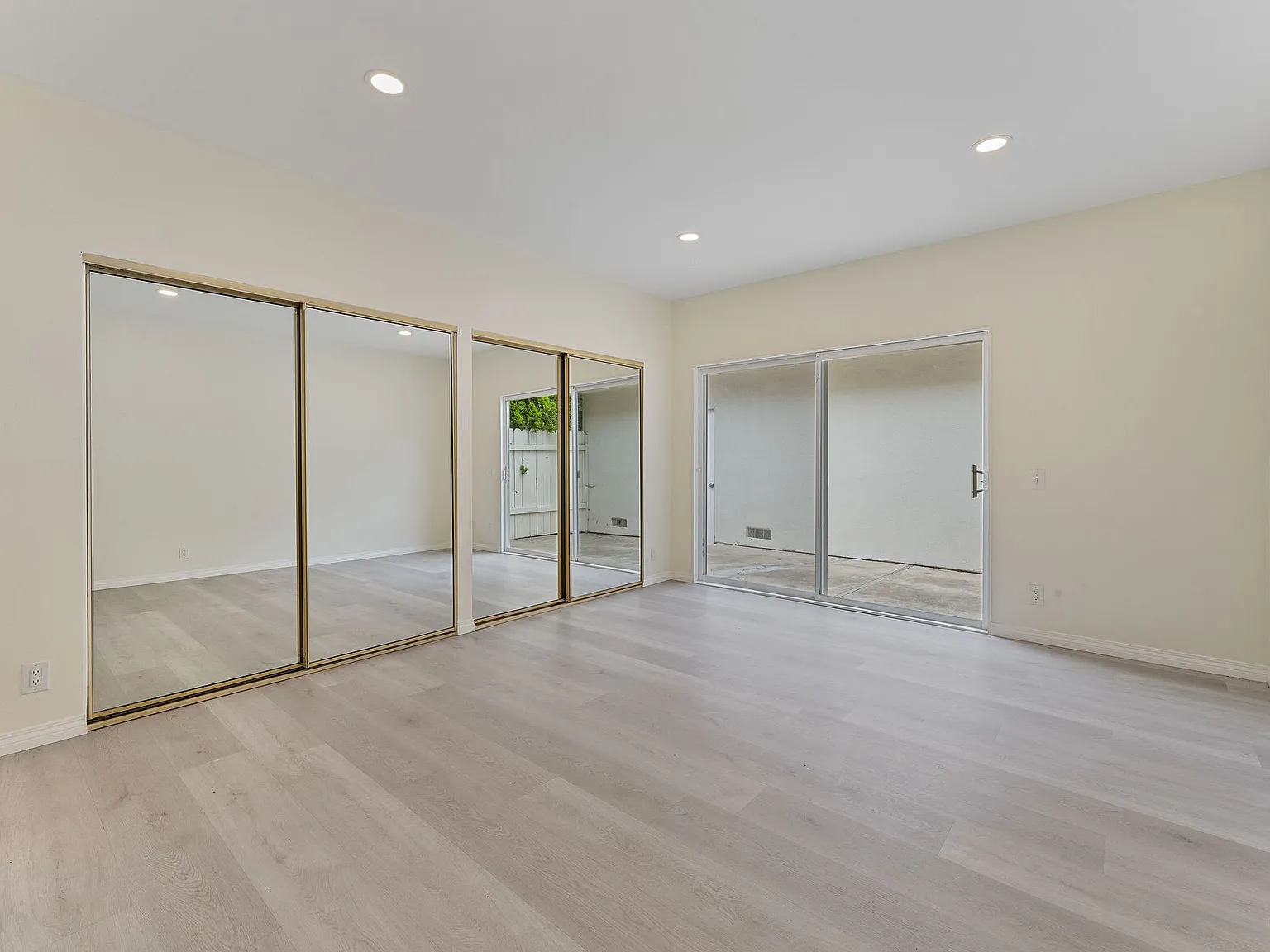 3 bed, 1592 sqft, $4,750 — Photo 4