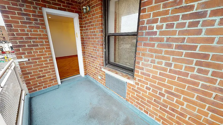 Rented by Metro Garden Realty NYC | media 35