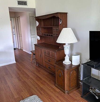 5th image of 2562 N Garden Drive #209