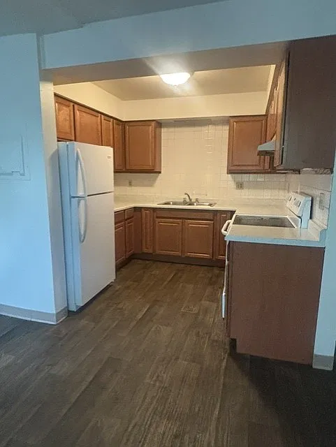 Phillips Family Housing — Photo 3