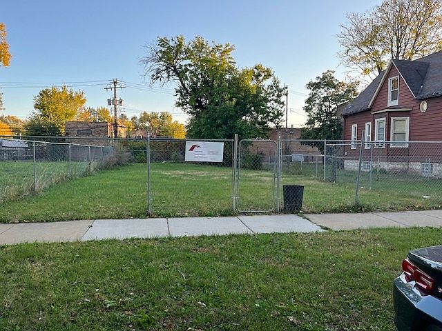 1st image of 5517 W Rice St