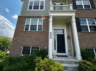 400 Prairie Ct, Morton Grove, IL 60053