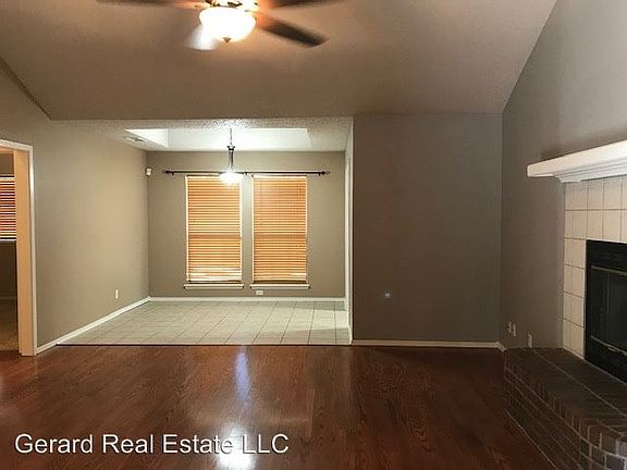 4th image of 3926 Craig Dr