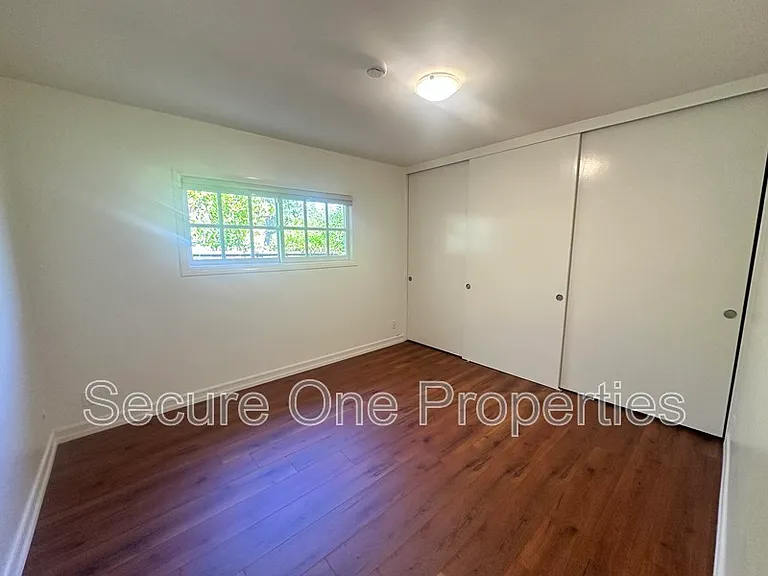 23338 Los Encinos Way — Photo 29